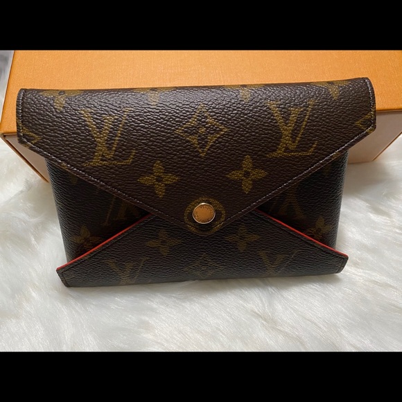❌SOLD 💔❌ Louis Vuitton Medium ONLY Kirigami Pouch - Picture 2 of 7